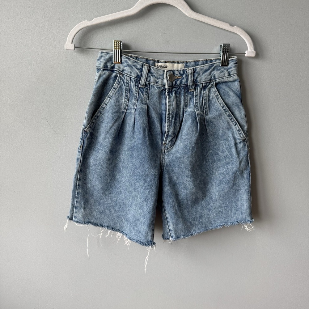 Garage Women's High Rise Denim Short Light Wash Frayed Raw Hem Size 0